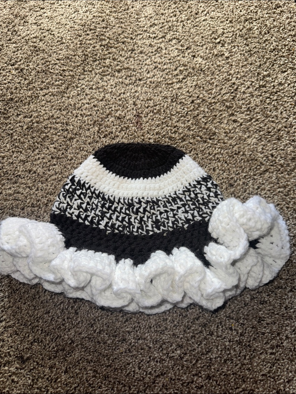 Kids Black and White Ruffle Crochet Sun Hat